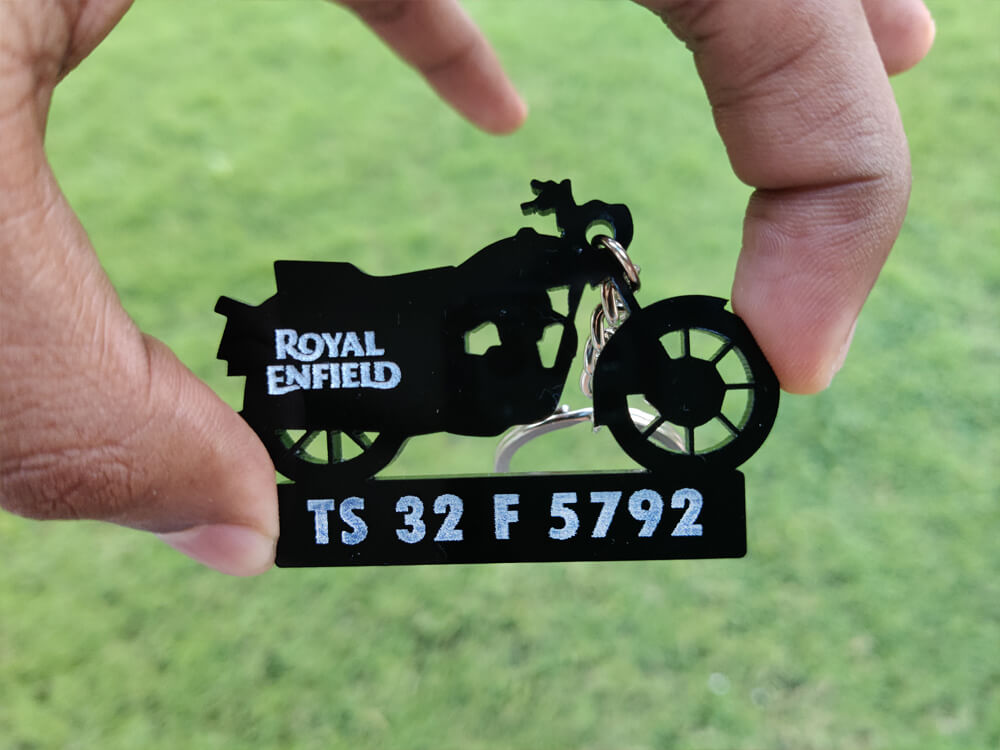 Bike Shape Number Plate Keychain - VS16 - Royal Enfield- Wisholize