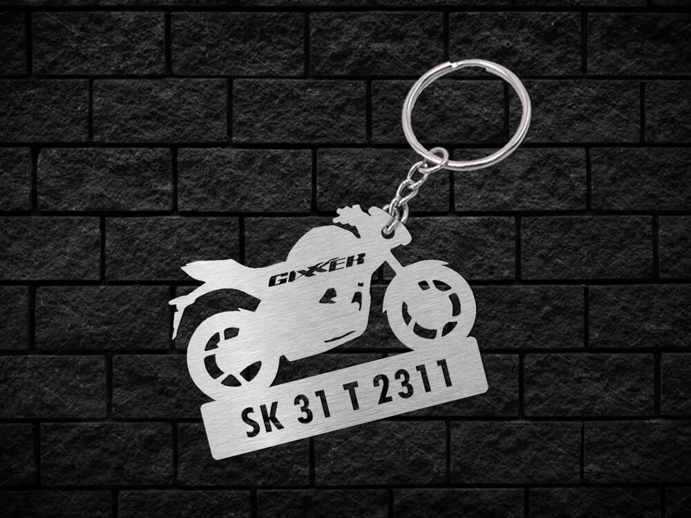 Suzuki gixxer hotsell keychain